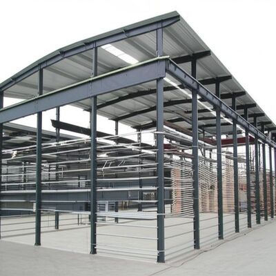 Erdbeben 9 Punkte Stahlkonstruktion Werkstatt mit leichten Stahl Q355 Hauptrahmen für kurze Bauzeit