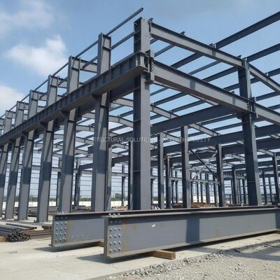 Warmgewalzter Stahlbau Metallrahmengebäude, das strukturelle Lösungen bietet, ohne Kompromisse bei Festigkeit oder Sicherheit einzugehen